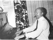 Wenn sich Leo ans Klavier setzte, wurde die Party erst richtig lustig.